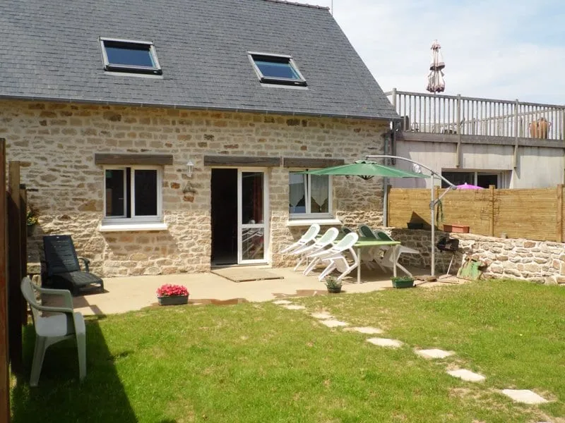Gîte Ty Huella, maison en pierre avec jardin à Plouescat, photo 5