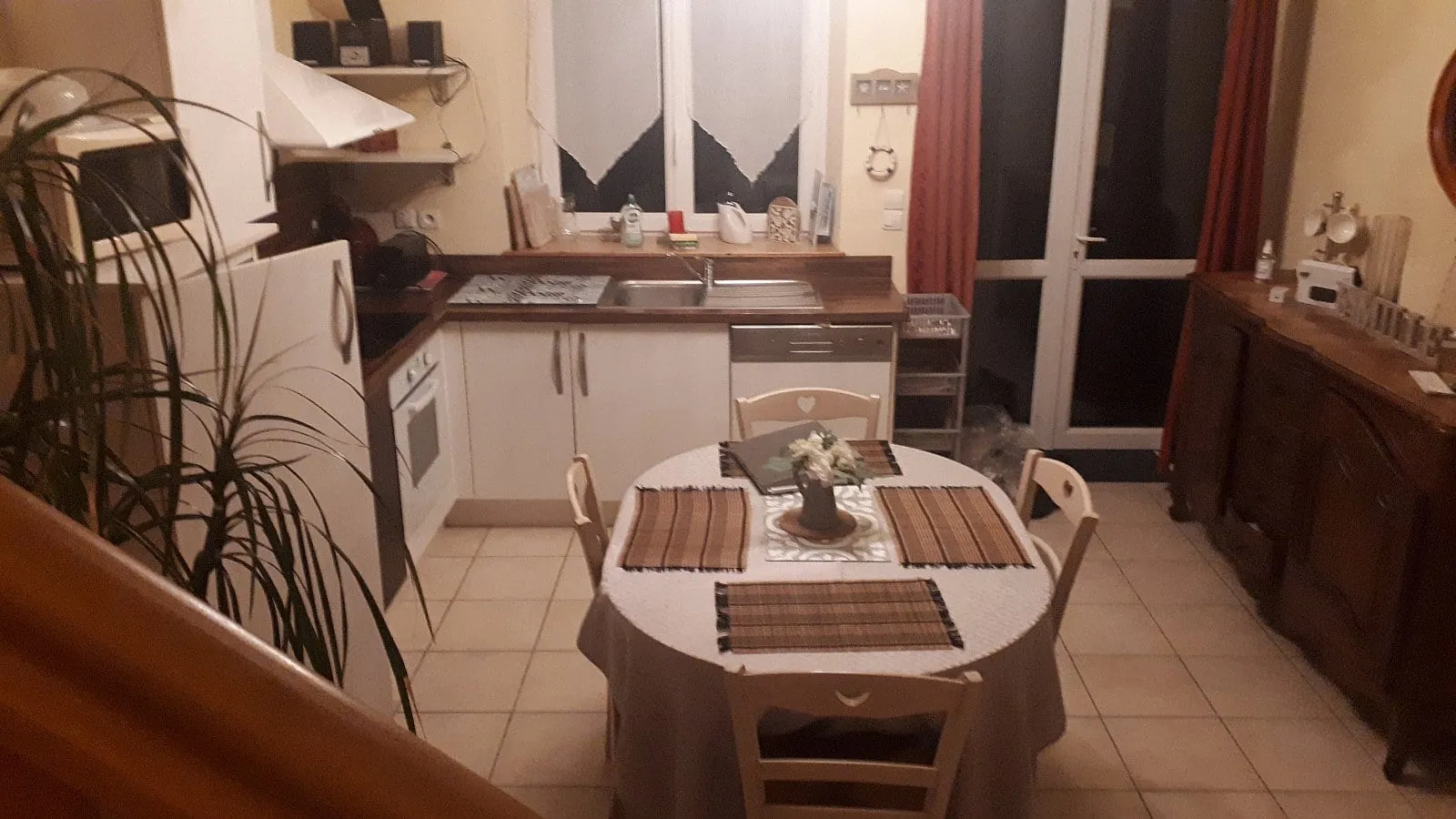 Gîte Ty Huella, maison en pierre avec jardin à Plouescat, photo 18