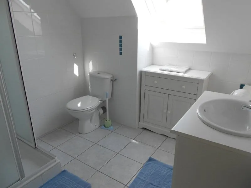 Gîte Ty Izella, maison en pierre avec terrasse à Plouescat, photo 11